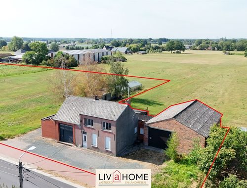                                         Maison à vendre à Onze-Lieve-Vrouw-Waver, € 439.000

