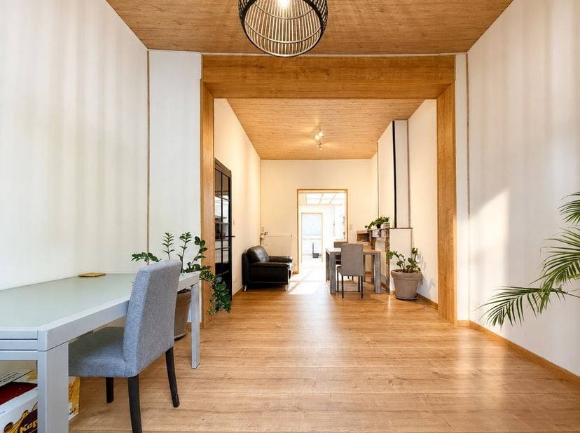 Huis te koop in Jan van Nassaustraat 70,
                    9600 Ronse