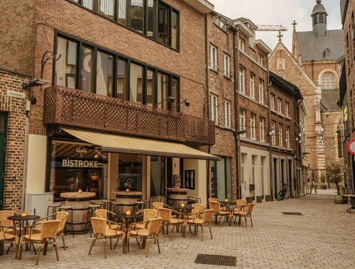                                         Handelspand te huur in Sint-Truiden, € 2.500
