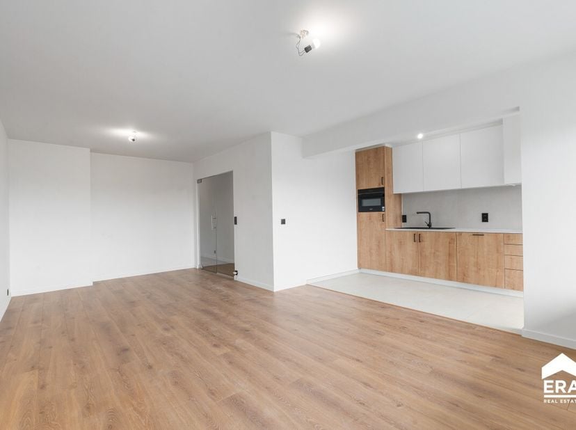 Op zoek naar een instapklaar appartement op een centrale ligging? Dan is dit volledig gerenoveerde appartement in Residentie Beatrijs te Tienen precie