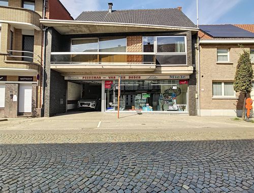                                         Woning te koop in Bazel, € 449.000
