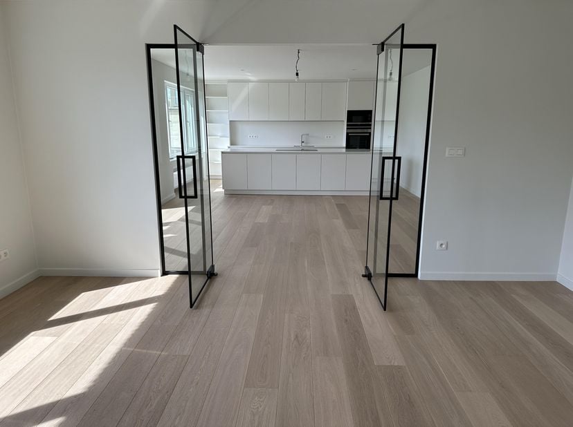 GENT, Hubert Frère - Orbanlaan 62 Topligging ( vlakbij winkels, De Krook, Capitole, openbaar vervoer en autostrades ) Op wandelafstand van Gent centru