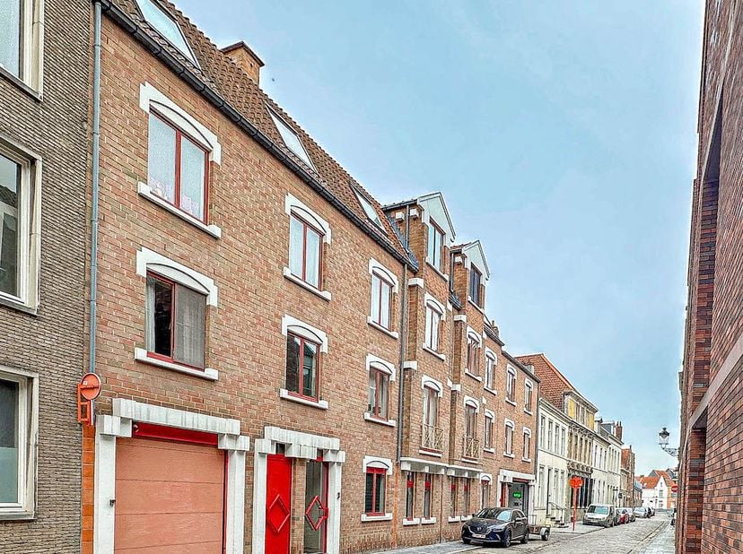Garage à vendre
                    à 8000 Brugge
