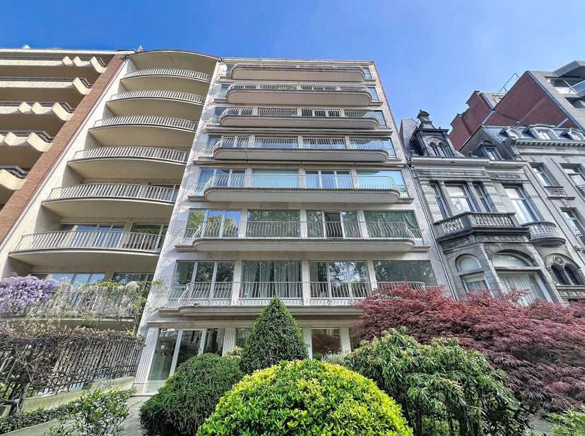 Montgomery - Woluwé Saint Pierre - Barnes Brussels nodigt u uit om dit prachtig appartement vlakbij de Europese instellingen exclusief te ontdekken.<b