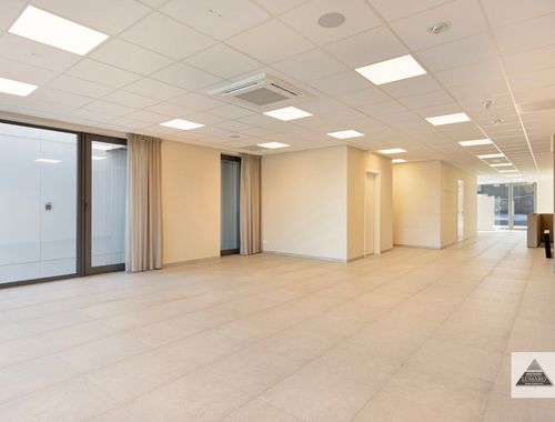                                         Kantoor te koop in Genk, € 415.000
