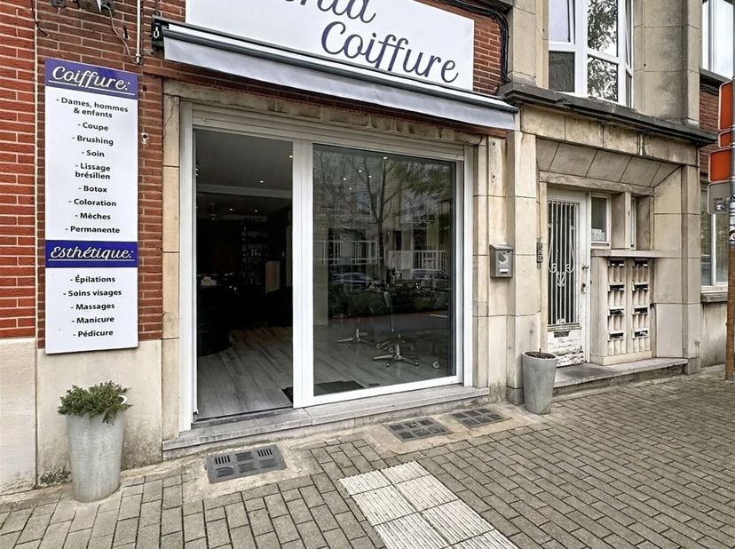 Bedrijfsvastgoed te huur in ,
                    1040 Etterbeek
