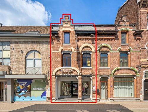                                         Commercieel Gebouw te koop in Bilzen, € 769.000
