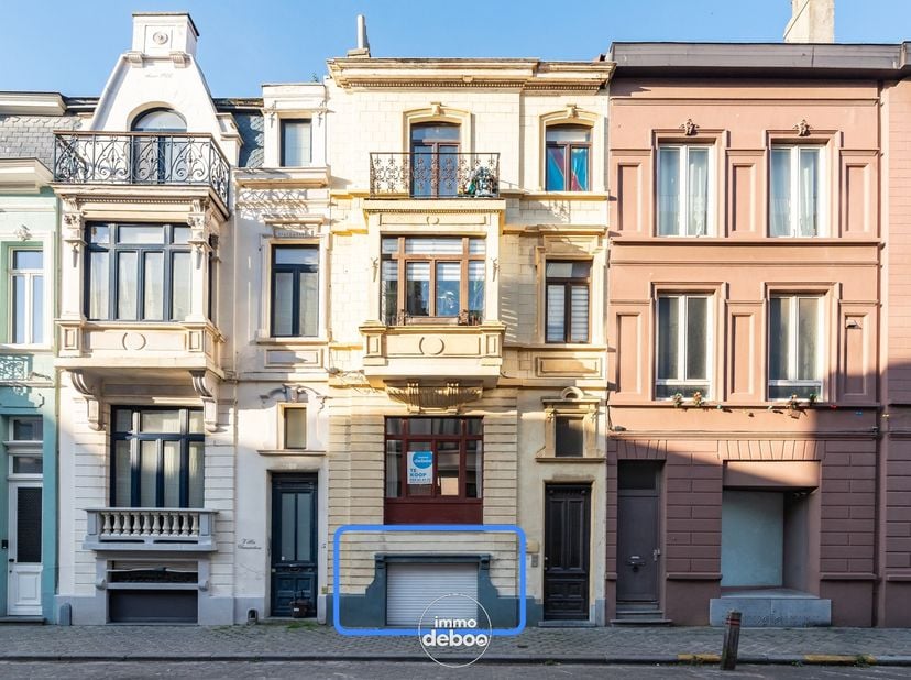 Appartement à vendre à Renteniersstraat 3,
                    8400 Oostende