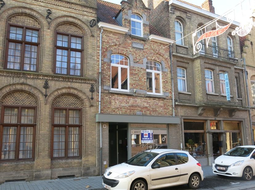 Appartement à louer
                    à 8900 Ieper