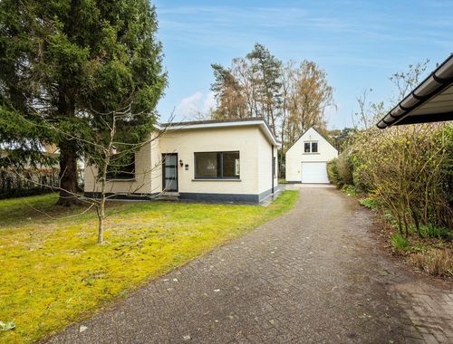                                         Maison à vendre à Sint-Job-in-'t-Goor, € 445.000
