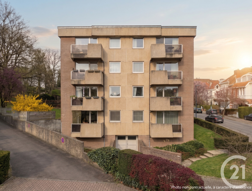                                         Appartement te koop in Oudergem, € 325.000

