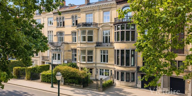Huis te koop in 1050 Elsene
