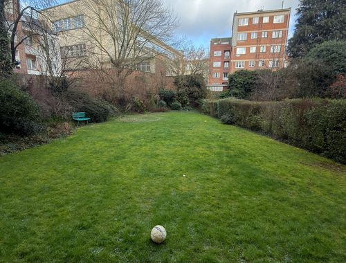                                         Appartement à vendre à Laeken, € 275.000
