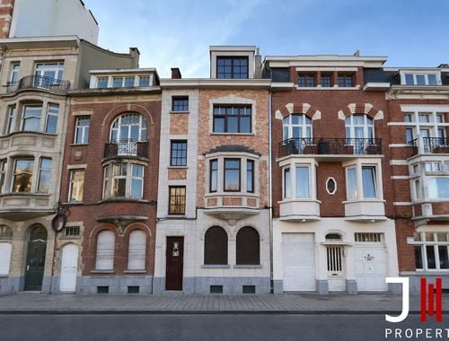                                         Appartement te huur in Schaarbeek, € 1.100
