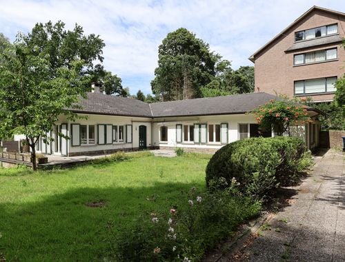                                         Villa te koop in Kraainem, € 1.100.000
