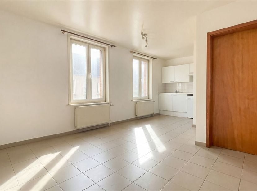 Gelijkvloers appartement op een vlot bereikbare ligging<br />
Ontdek dit één-slaapkamerappartement op het gelijkvloers, ideaal gelegen met een goede b