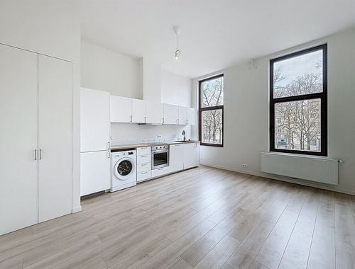                                        Appartement à louer à Bruxelles, € 1.450
