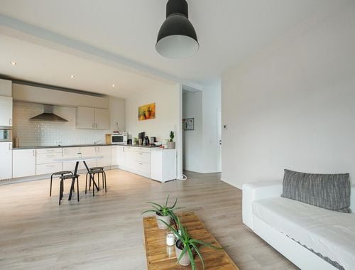                                         Appartement à vendre à Edegem, € 260.000

