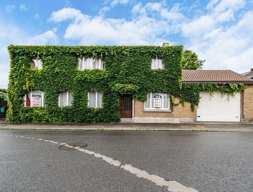                                         Maison à vendre à Lodelinsart, € 199.000
