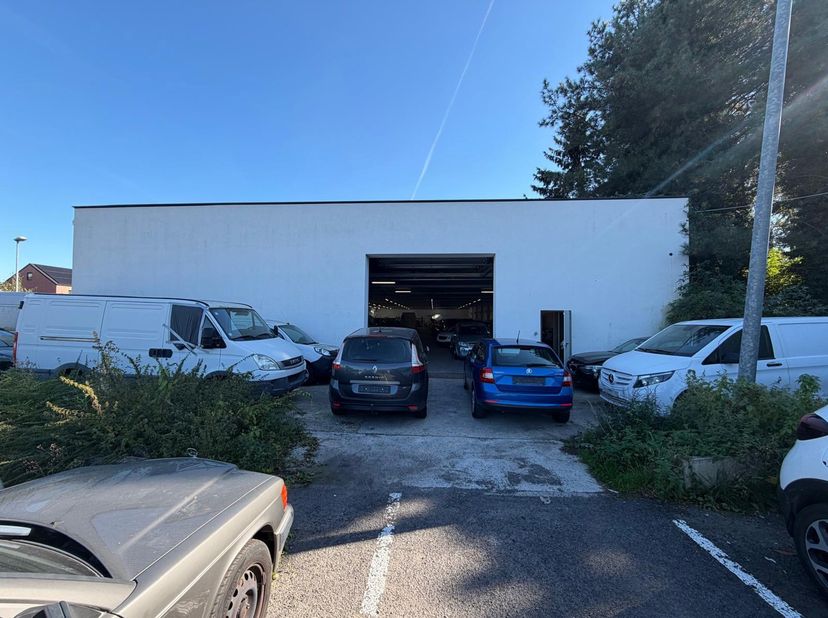 Bien professionnel à louer à Autolei 107 B,
                    2110 Wijnegem