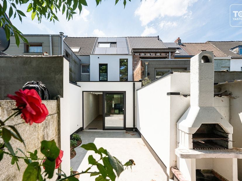 Huis te koop in Hundelgemsesteenweg 269,
                    9050 Ledeberg