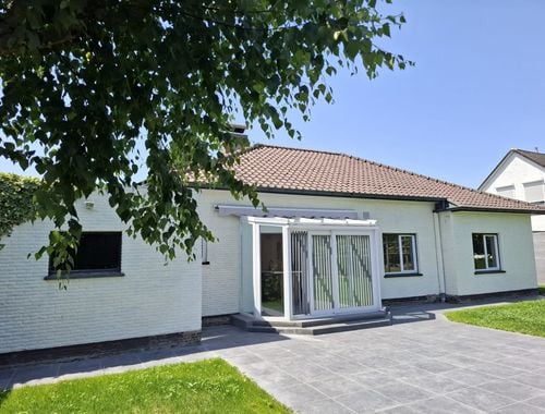                                         Bungalow à vendre à Berlare, € 529.000
