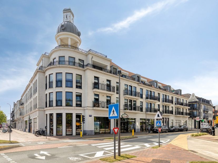 Appartement te koop in Duinenwater 3,
                    8300 Knokke