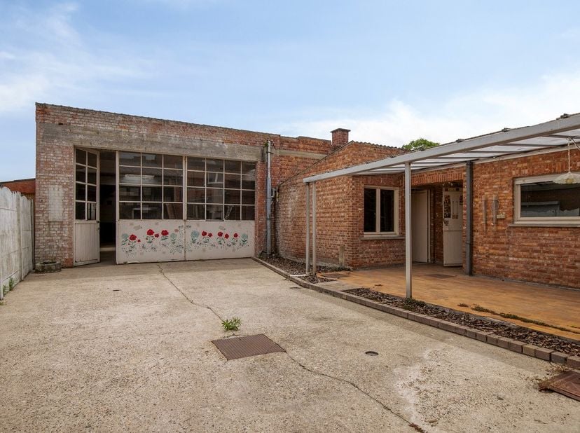 Bedrijfsvastgoed te koop in ,
                    3140 Keerbergen