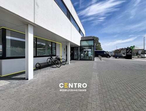                                         Commercieel Gebouw te huur in Roeselare, € 400
