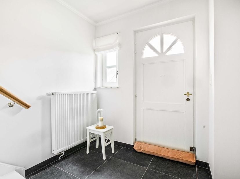 Charmante woning met 3 slaapkamers op mooi perceel van 7a20ca in Zutendaal<br />
<br />
Ligging:<br />
Deze prachtige woning ligt aan de Sprinkeles