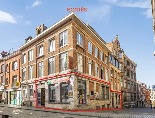                                         Bien commercial à louer à Leuven, € 2.900
