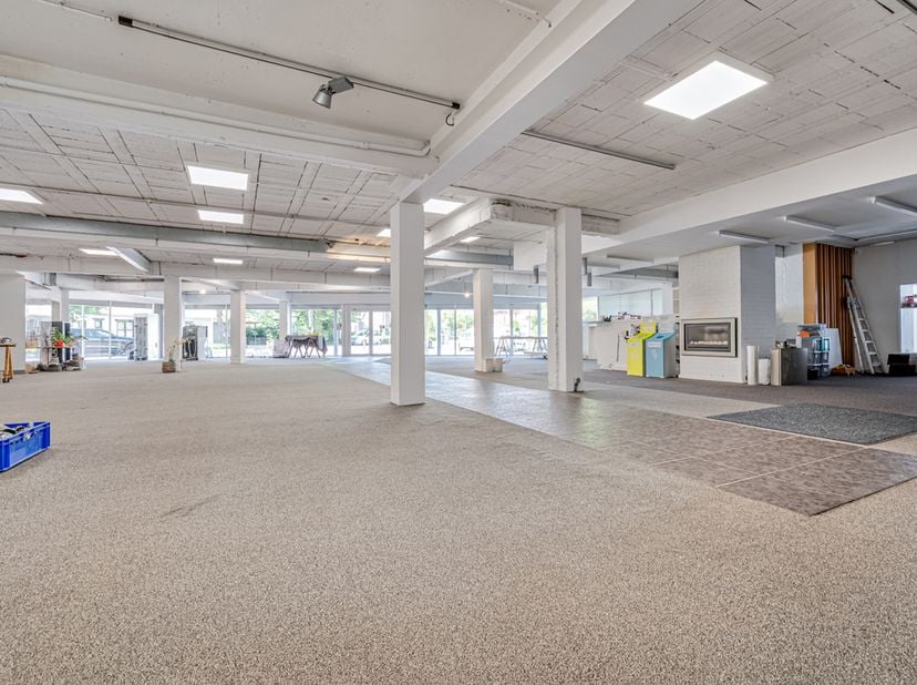 Bien professionnel à vendre
                    à 8531 Hulste