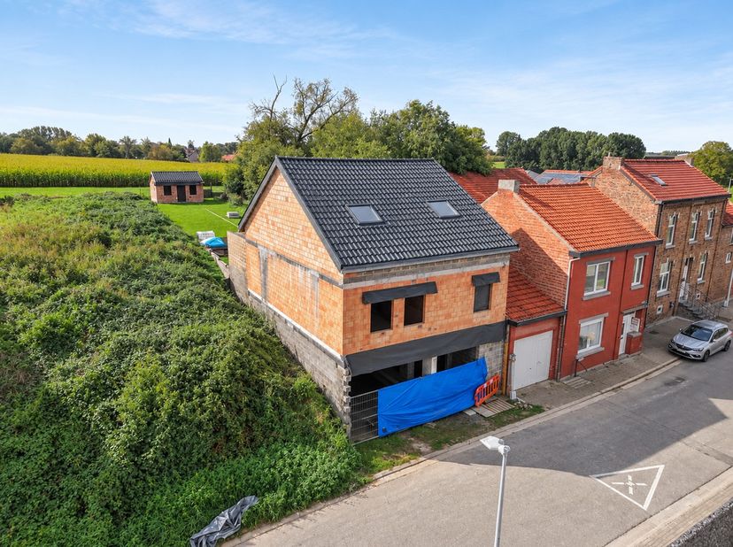 Huis te koop in Dikke Weyestraat 3,
                    3870 Heers