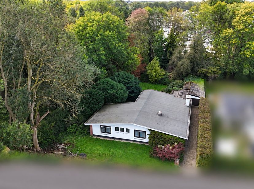 Huis te koop in Merelhoek 12,
                    8520 Kuurne
