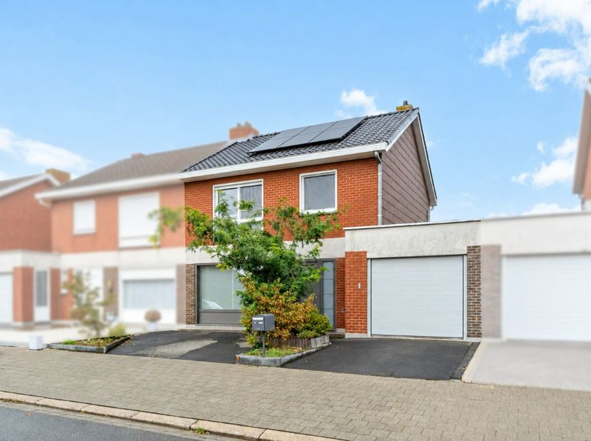Maison à vendre à Limnanderstraat 11,
                    8780 Oostrozebeke