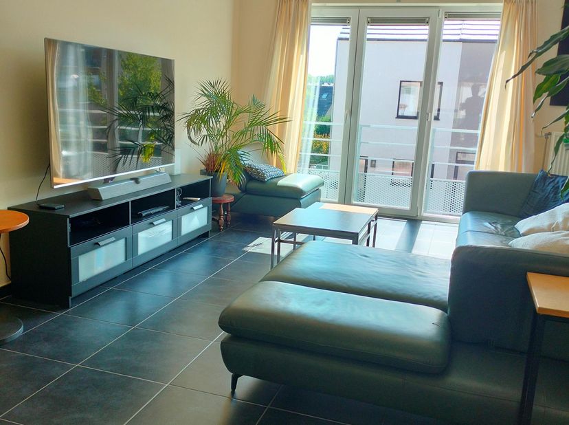 Cette spacieuse maison familiale prête à emménager, d’une superficie habitable de 177 m², bénéficie d’un emplacement calme sur la Wilselsesteenweg, à
