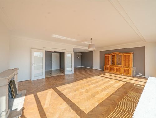                                         Appartement à vendre à Uccle, € 575.000
