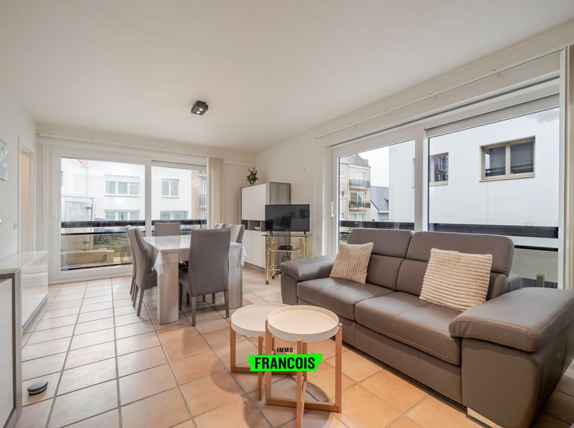 Appartement te koop in Marie-Joséstraat 9 bus 0001,
                    8400 Oostende