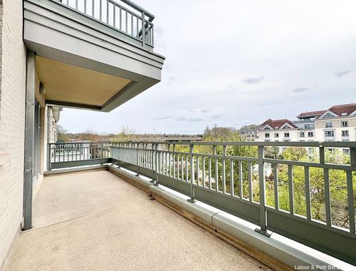                                         Appartement à louer à Woluwe-Saint-Pierre, € 2.350
