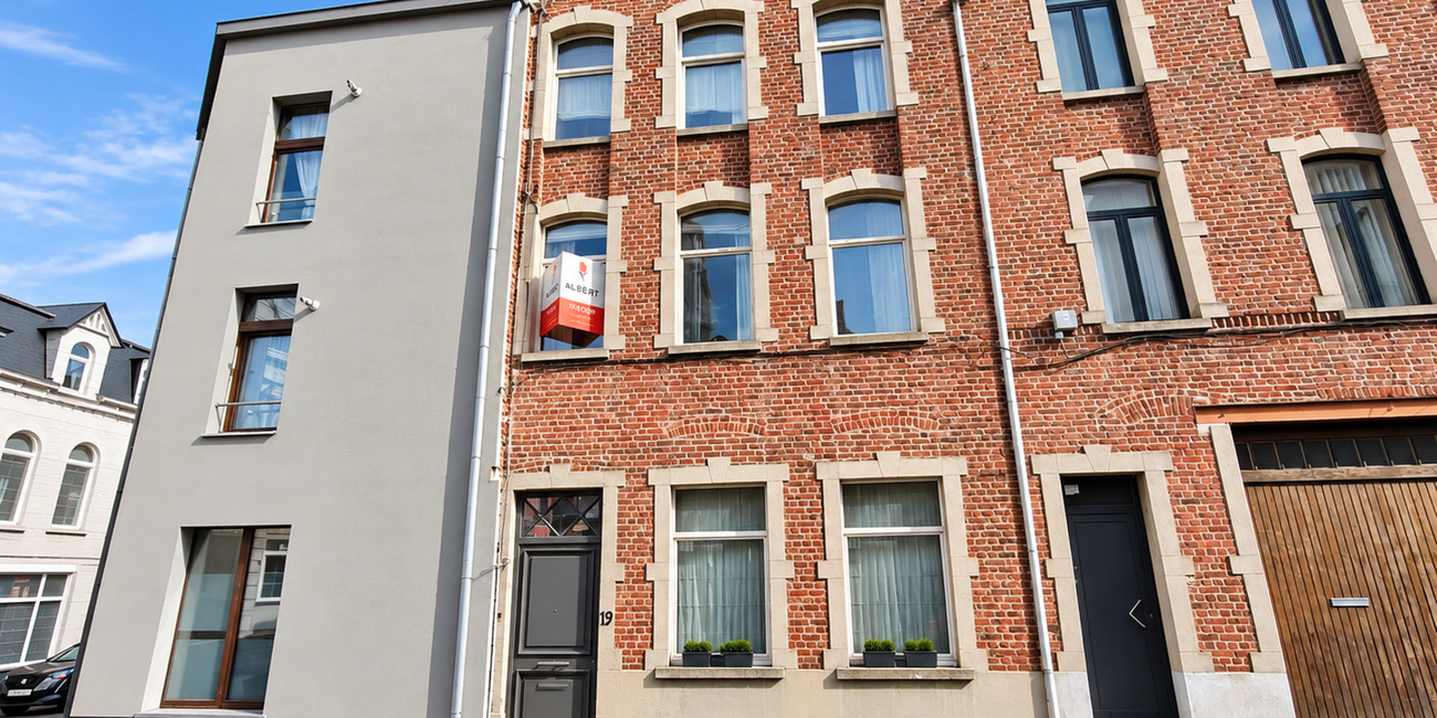 COLLEGESTRAAT 19