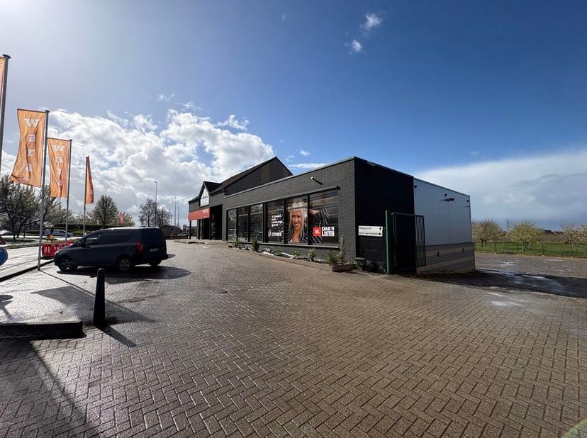 Bedrijfsvastgoed te koop in Ordingen-Dorp 2,
                    3800 Brustem