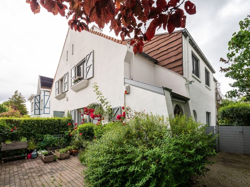Maison à vendre à Avenue de l'Aviation 30,
                    1150 Woluwe-Saint-Pierre