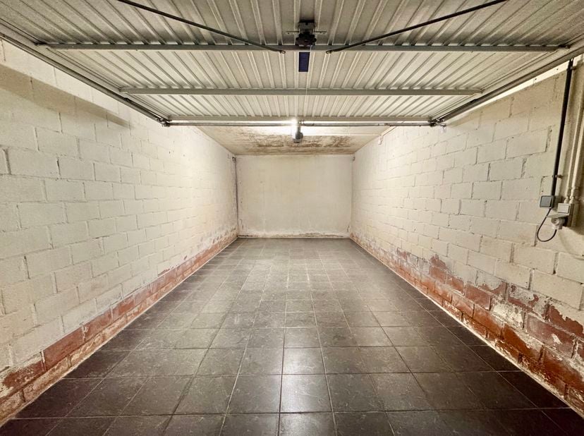 Garage à vendre
                    à 9900 Eeklo