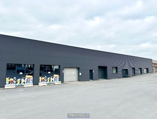                                         Magazijn met bureel te huur in Ronse, € 4.750
