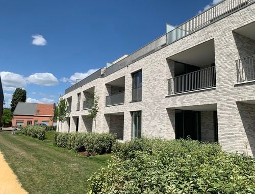                                         Appartement à louer à Dessel, € 820
