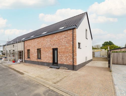                                         Eengezinswoning te koop in Zemst, € 599.000
