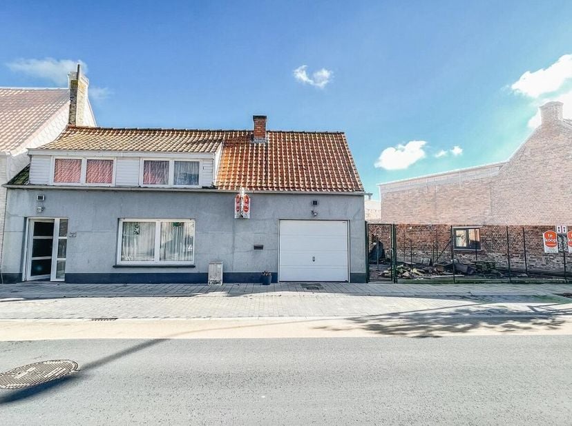 Huis te koop in ,
                    8600 Diksmuide
