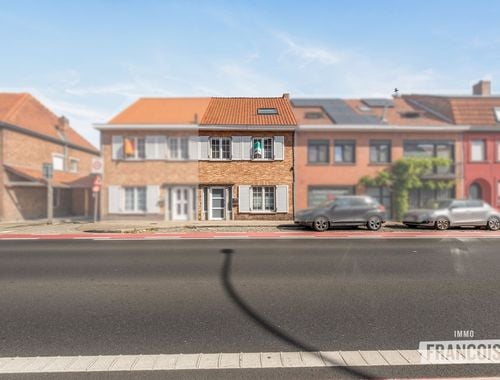                                         Woning te koop in Sint-Kruis, € 374.000
