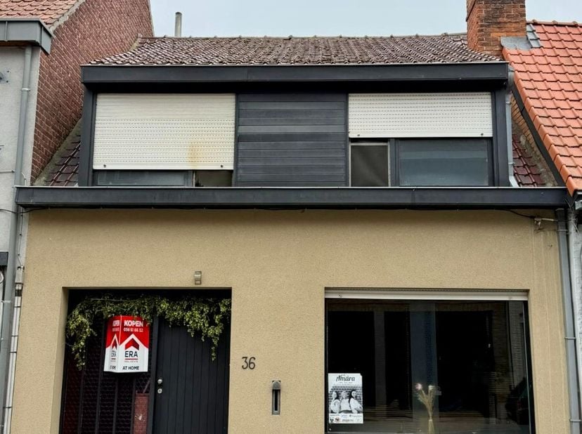 Huis te koop in Pottestraat 36,
                    8970 Poperinge