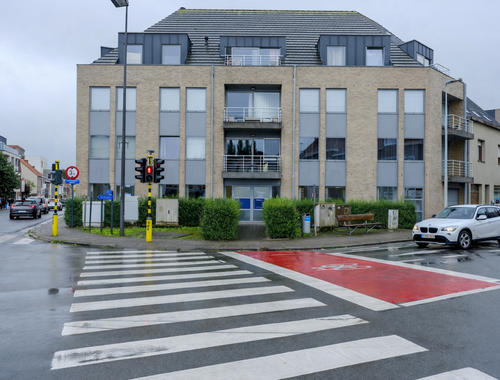                                         Immeuble de bureaux à vendre à Tielt, € 180.000

